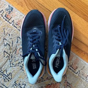 HOKA Clifton 7s